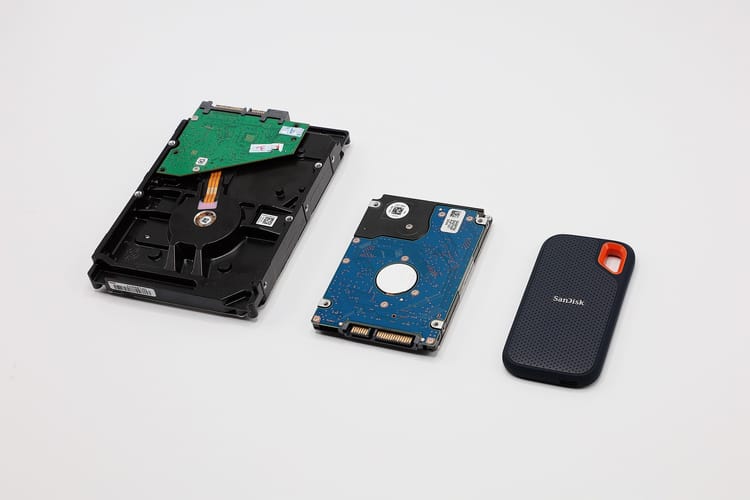 Understanding Data Transfer Speeds: A Guide to Drives and Networks
